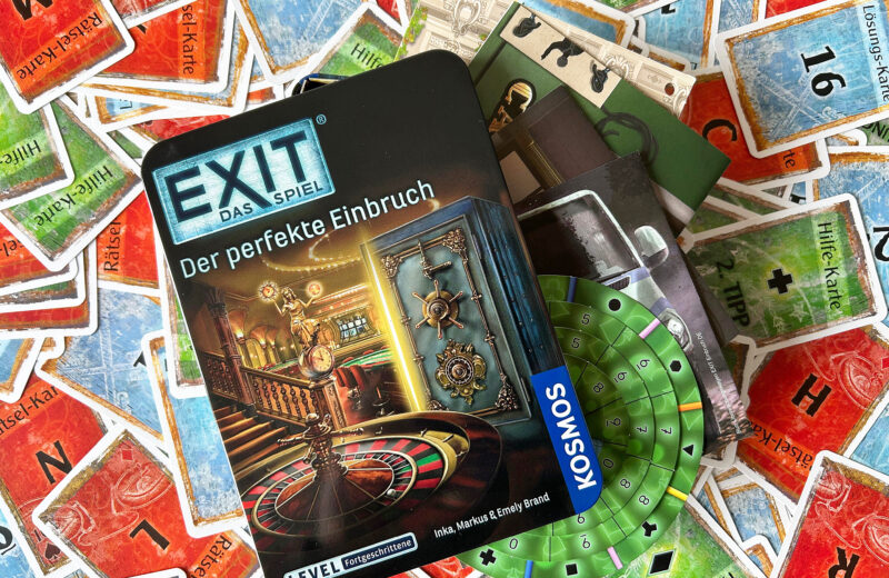 Das Spielmaterial aus dem Spiel „Der perfekte Einbruch“ von EXIT.